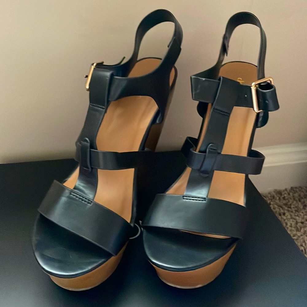Black Charlotte Russe sandals with wedge